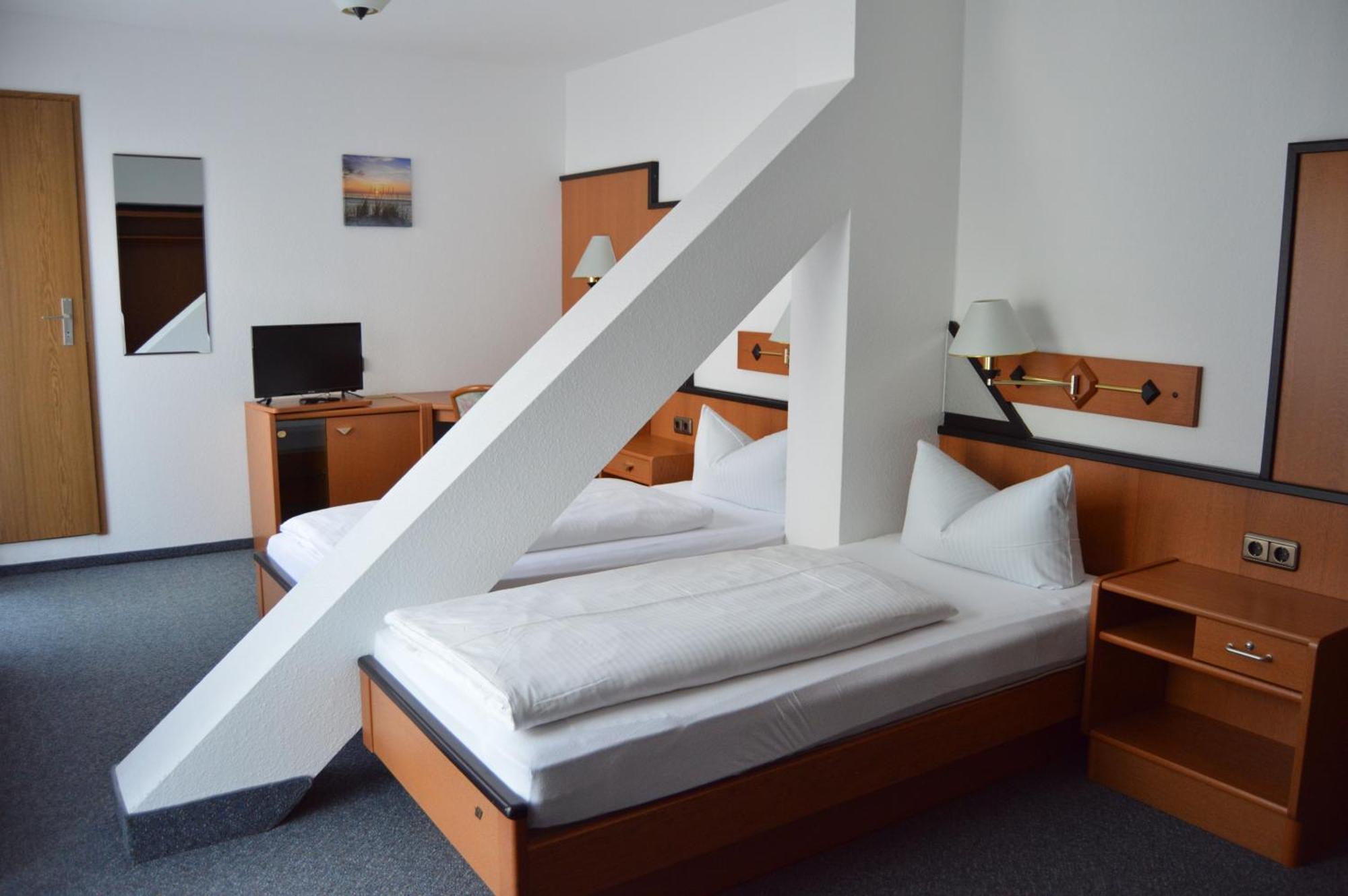 Gasthof-Pension Fraenkische Schweiz Obertrubach Esterno foto